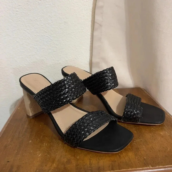 CUSHIONAIRE Womens Ilya Woven Band Strap Low Block Heel Slide Sandal Memory Foam - Picture 7 of 11